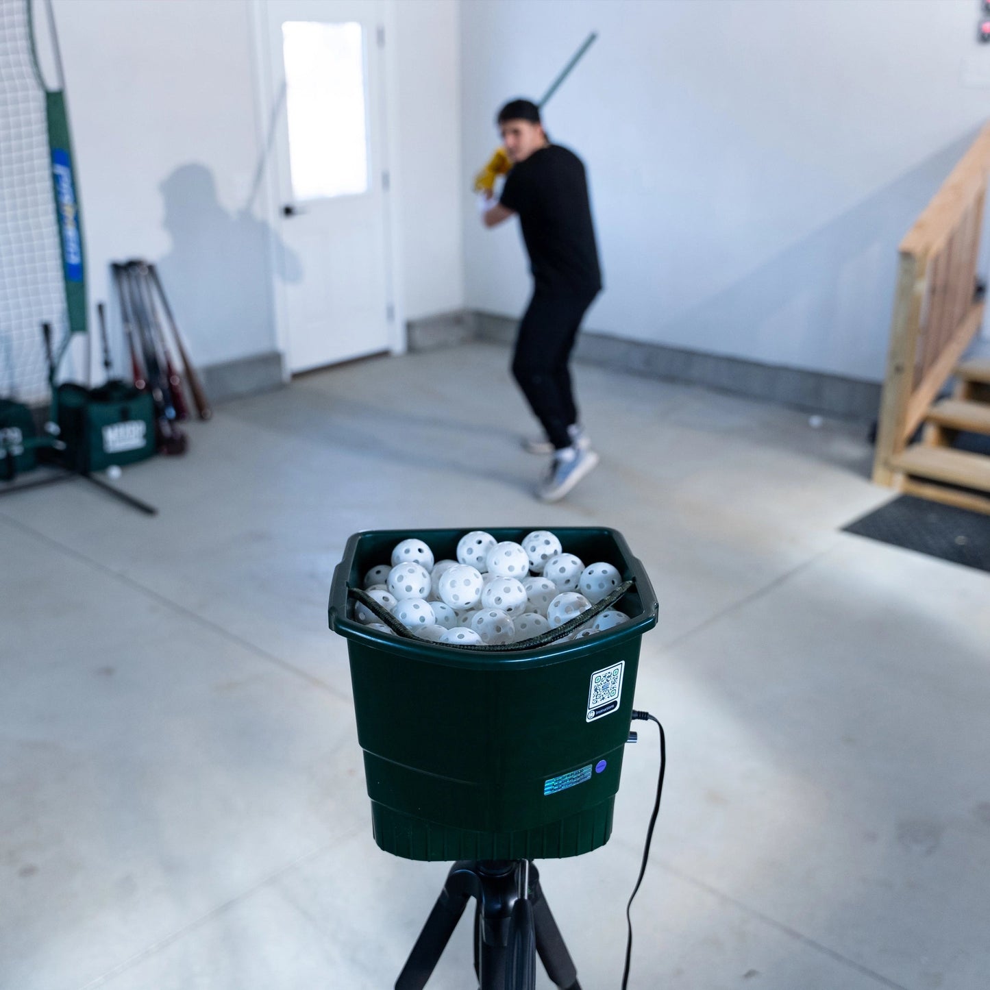 ⚾ Automatic Baseball & Softball Pitching Machine 🎯 | Portable Batting Trainer for Players of All Skill Levels