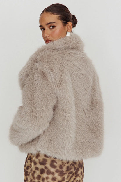 Copenhagen Oversized Lapel Fur Jacket Cream
